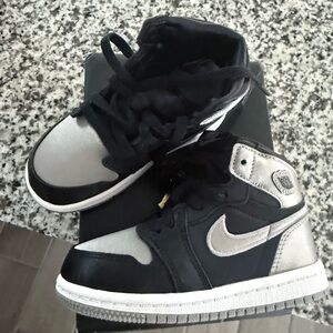 Nike Kids Black and Silver High-Top Sneakers